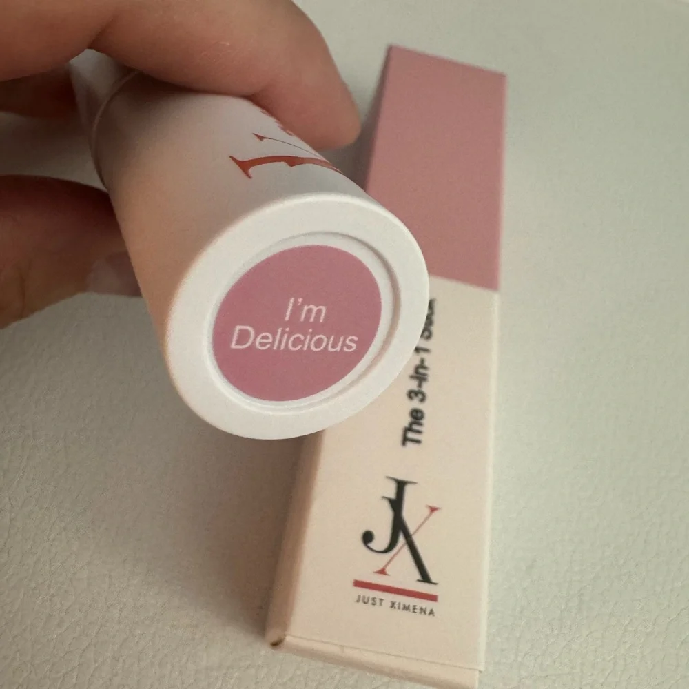 Just Ximena 3-in-1 stick
